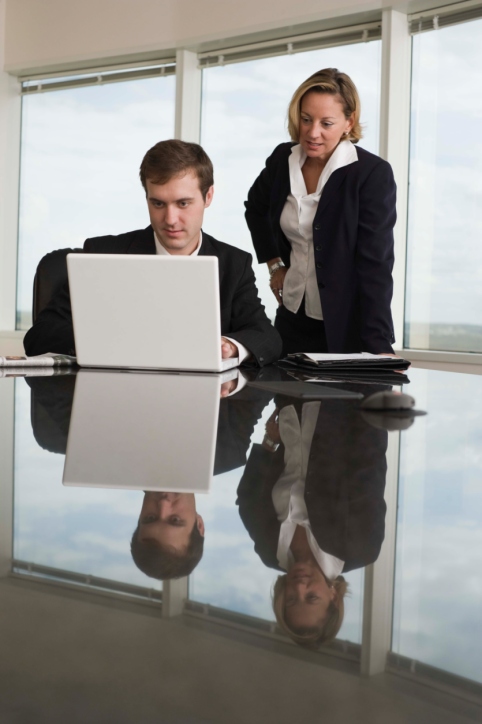 El 12% de las grandes empresas españolas difunden su RSC a través de las redes sociales