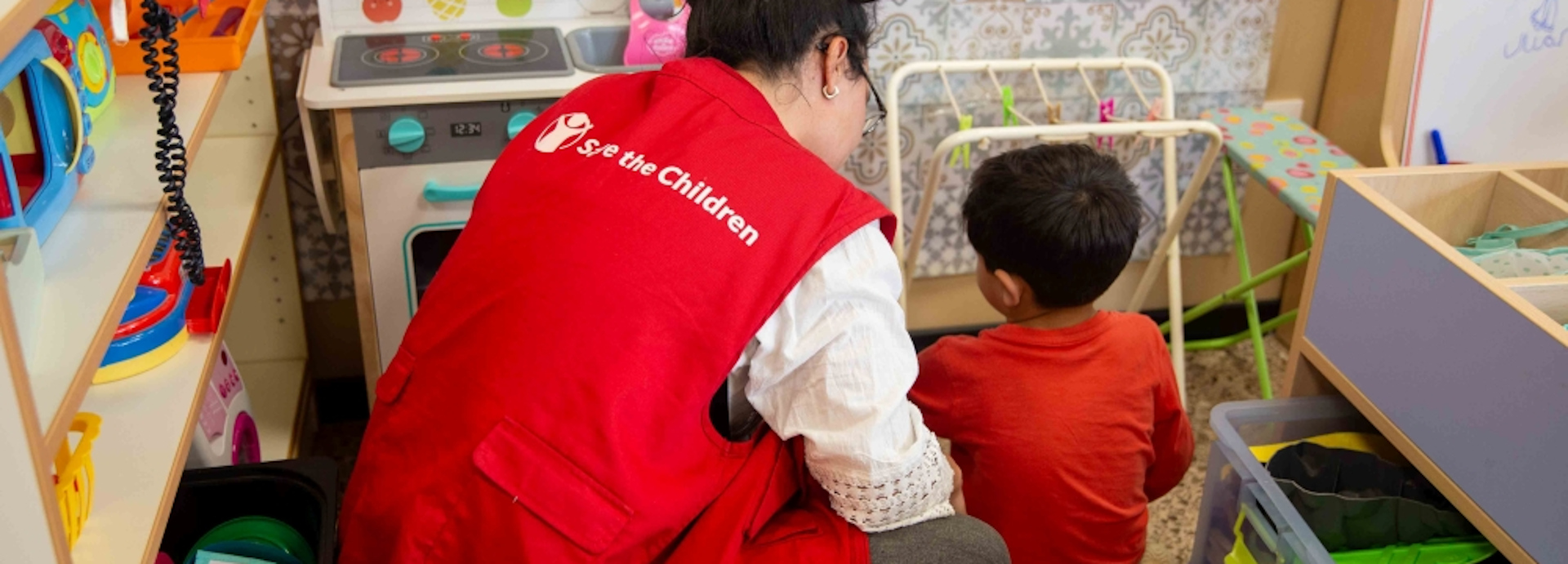 CaixaBank destina 250.000 euros a Save the Children para mitigar los efectos de la DANA