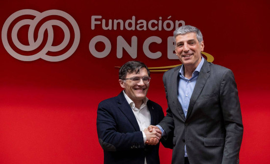 Santander y Grupo Social ONCE se unen para fomentar la inclusión financiera de las personas con discapacidad